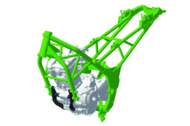 フレームは、各部に求められる剛性と車両全体とのバランス追求による軽量化を狙い、鋼管丸断面のトラス構造ダイヤモンドフレームを採用。軽量でありながらも、フレーム各部に大きな負担がかかるスポーツ走行時にも必要十分な剛性を確保している。