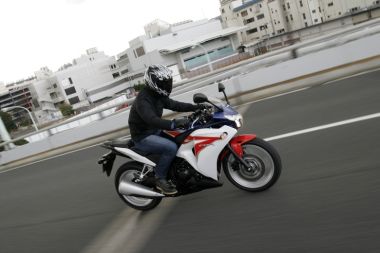 ※HONDA CBR250R