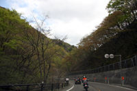 国道48号線は県境の関山峠を越え宮城に入ると関山街道から作並街道となる。ここはすでに仙台市。