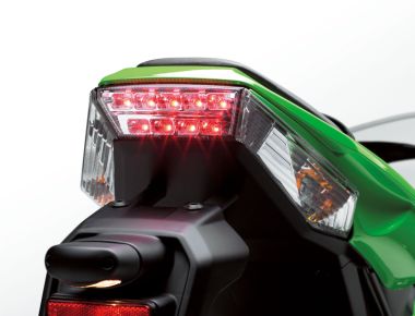 ※KAWASAKI 2011 Model Ninja ZX-10R