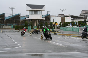 カワサキ安全運転トレーニングコース（KSTC）