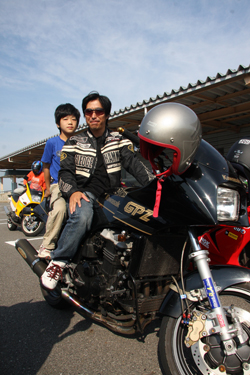 黒忍者さん①GPz900R②初めて。③近いからです。④島根県松江市