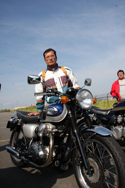 広島のW乗りさん①W650②2回目。③カワサキ車が好き。④広島県福山市