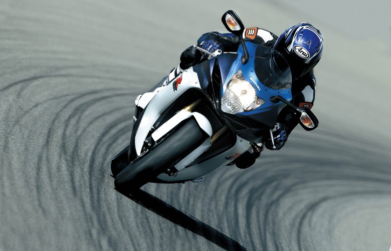 SUZUKI GSX-R750_R600 2 GSX-R750/R600