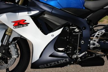 SUZUKI GSX-R750