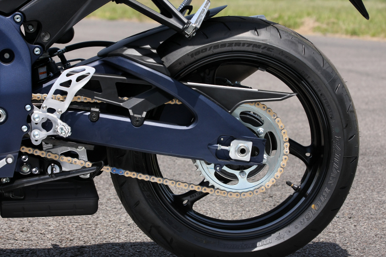 SUZUKI 2011GSR750/GSX-R600/750試乗