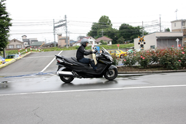 次は スカイウェイブ400タイプSでトライ