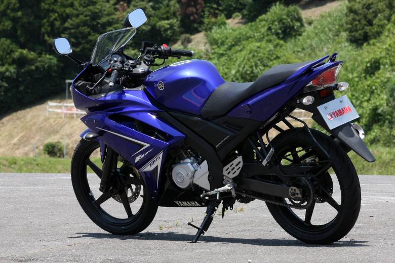 YAMAHA YZF-R15で走りを楽しむ！