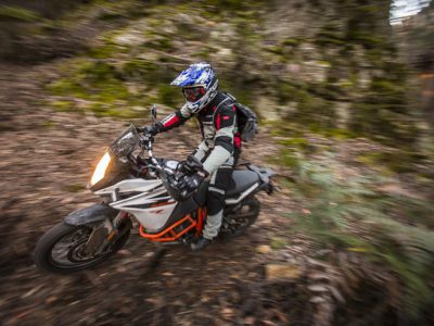 KTM 1090 ADVENTURE R試乗　『オフ車としてお奨めしたい、 アドベンチャーバイク見参！』