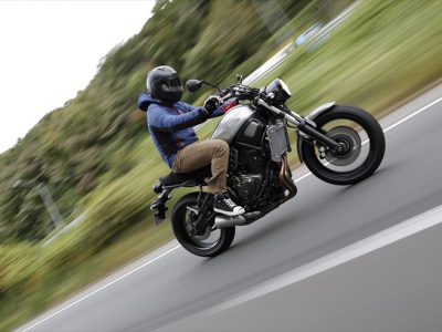 YAMAHA XSR700 ABS 『これぞ2018年の旬 スゴすぎない“スポーツヘリテージ”』