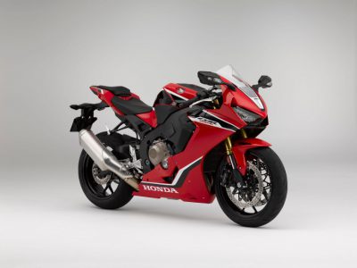 CBR1000RRシリーズのカラーリングを一部変更して発売