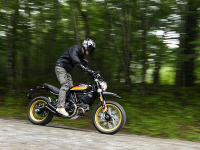 DUCATI SCRAMBLER DESERT SLED 魅了するオフ濃度に見た、 デザート･スレッドの本気。