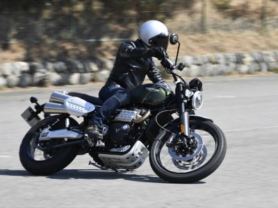 スクランブラーの名は伊達じゃない! Triumph SCRAMBLER 1200 XC