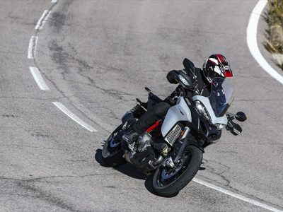 DUCATI Multistrada 950S ミドルクラスのSバージョン。 待望の装備全部載せの実力を探る。