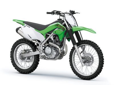 KLX230”をベースにオフロード専用車“KLX230R”を同時開発