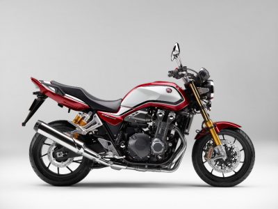 CB1300シリーズの旗艦、SPタイプに伝統の“CB”カラーを追加して発売