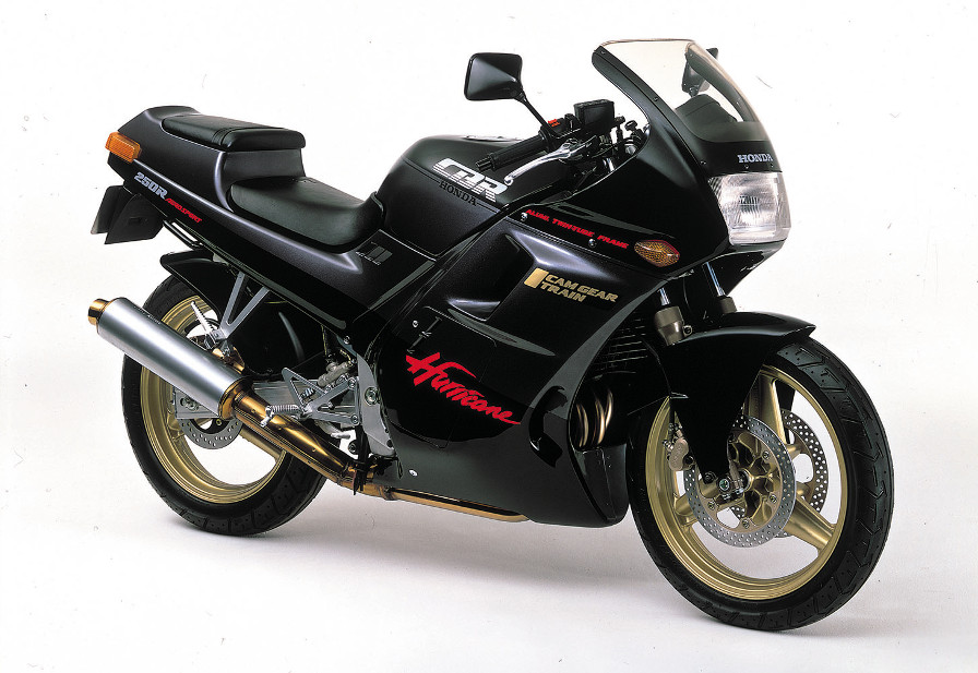 Kawasaki Ninja250 1990年型ZXR250と 2019年型Ninja250、 もし戦わば！ - WEB Mr.Bike