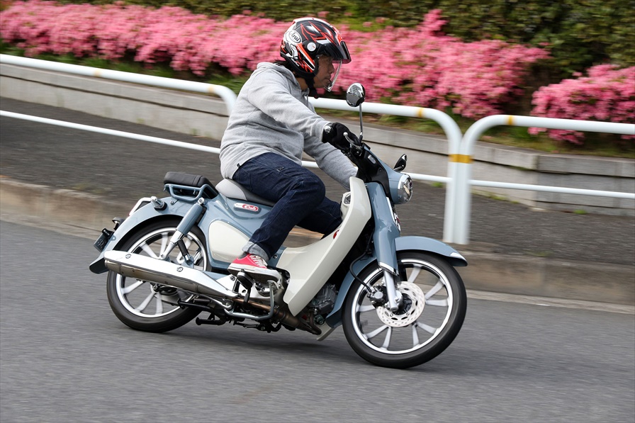 Honda Super Cub C125 これから50年先まで 新生c125がスーパーカブの血統を受け継ぐ Web Mr Bike