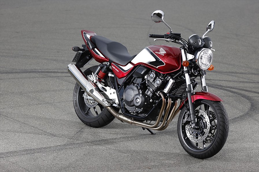 Honda CB400 SUPER FOUR ひょっとすると、この4気筒は、 世界の宝かも