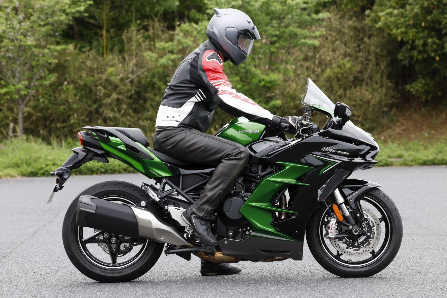 Kawasaki Ninja H2 SX SE 魅せどころの集合体。 乗って解った