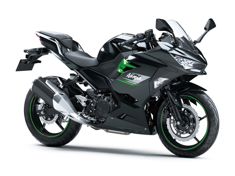 Ninja 250がカラー＆グラフィックを変更するとともに令和2年排出ガス