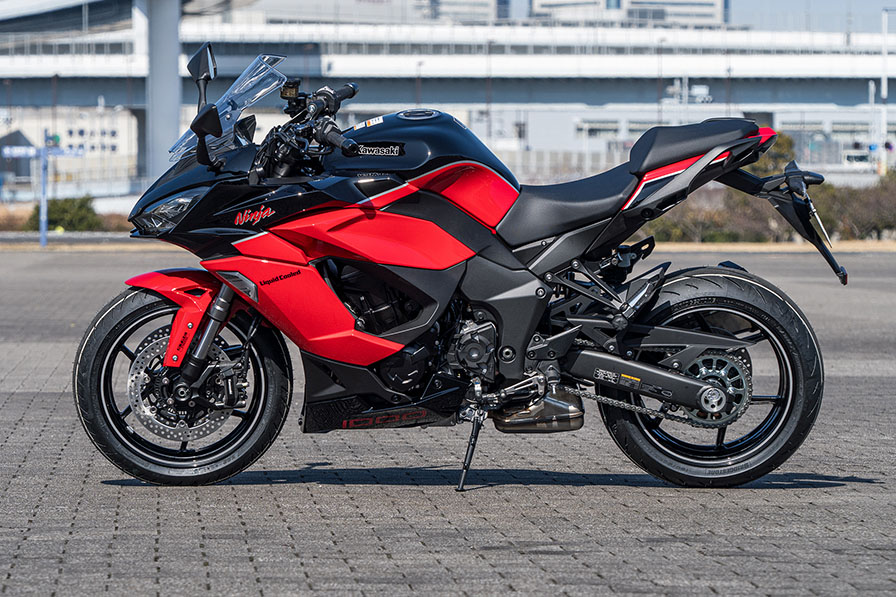 2024年式Ninja ZX-6R 40th Anniversary Editionのご紹介です