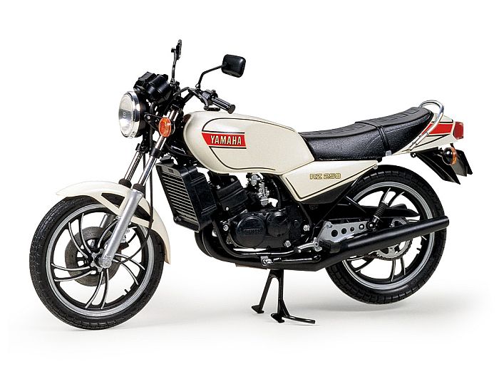 ナガノ カワサキ Z400FX 1/8 バイク プラモ ナガノ 1/8 Kawasaki Z400FX - メルカリ