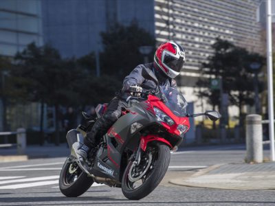 Kawasaki Ninja250試乗 『250ccスポーツ普及の立役者が フルモデルチェンジで戦闘力アップ！』