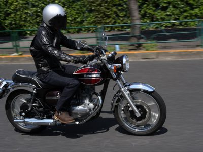 KAWASAKI ESTRELLA試乗 『オートバイの世界が持っている魅力は一元的ではない ということを改めて教えてくれる』